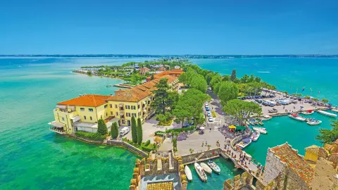 5345_Lago_di_Garda_&_Verona_content_1920x1080px_Hafen_von_Sirmione-placeholder